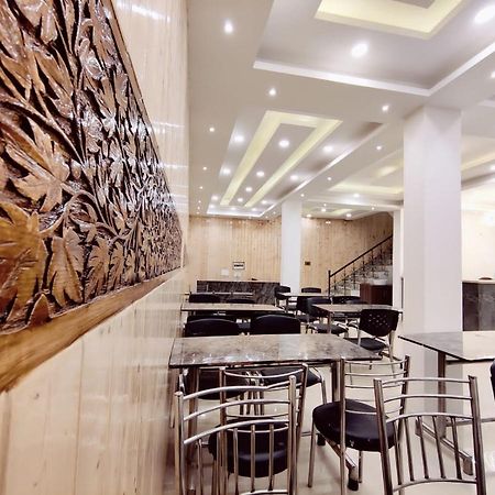 Gulshan Palace By Seven Hills Srinagar By Him Haults Hospitality Eksteriør billede